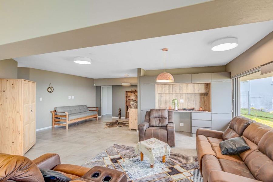 6 Bedroom Property for Sale in Brenton On Sea Western Cape